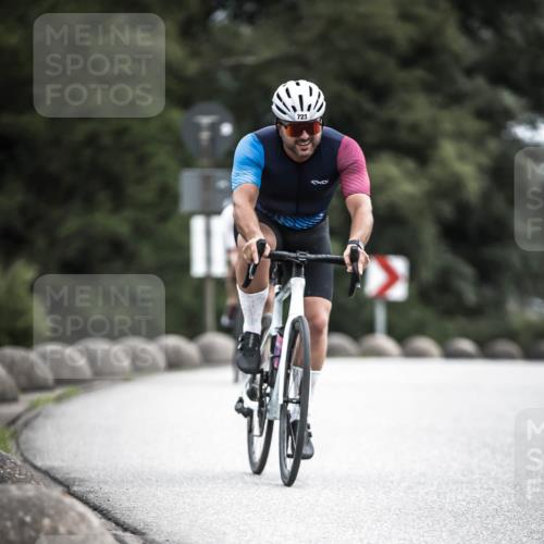 21.06.2026 - 29. Vierlanden-Triathlon H.Heesch http://msf.ph/oto/9909624 21.06.2026 11:55:17 Radfahren 225, 723, 767, 781, 803 meine-sportfotos.de
