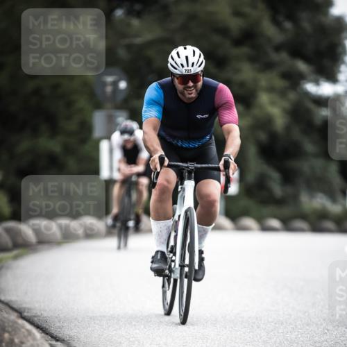 21.06.2026 - 29. Vierlanden-Triathlon H.Heesch http://msf.ph/oto/9909629 21.06.2026 11:55:17 Radfahren 225, 723, 767, 781, 803 meine-sportfotos.de