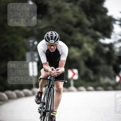 21.06.2026 - 29. Vierlanden-Triathlon H.Heesch http://msf.ph/oto/9909637 21.06.2026 11:55:19 Radfahren 225, 680, 723, 767, 781, 803 meine-sportfotos.de