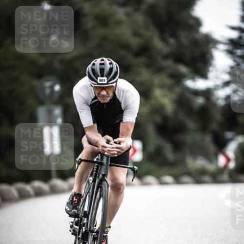 21.06.2026 - 29. Vierlanden-Triathlon H.Heesch http://msf.ph/oto/9909639 21.06.2026 11:55:19 Radfahren 225, 680, 723, 767, 781, 803 meine-sportfotos.de