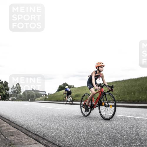 21.06.2026 - 29. Vierlanden-Triathlon H.Heesch http://msf.ph/oto/9909658 21.06.2026 15:00:20 Radfahren 1326 meine-sportfotos.de