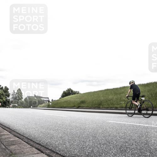 21.06.2026 - 29. Vierlanden-Triathlon H.Heesch http://msf.ph/oto/9909674 21.06.2026 15:01:25 Radfahren  meine-sportfotos.de
