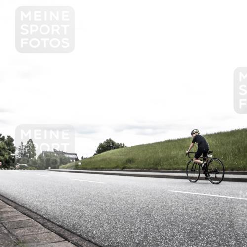 21.06.2026 - 29. Vierlanden-Triathlon H.Heesch http://msf.ph/oto/9909676 21.06.2026 15:01:25 Radfahren  meine-sportfotos.de