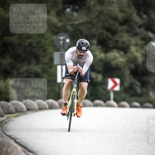 21.06.2026 - 29. Vierlanden-Triathlon H.Heesch http://msf.ph/oto/9909679 21.06.2026 11:55:28 Radfahren 221, 225, 680, 781, 811, 835, 863, 893 meine-sportfotos.de