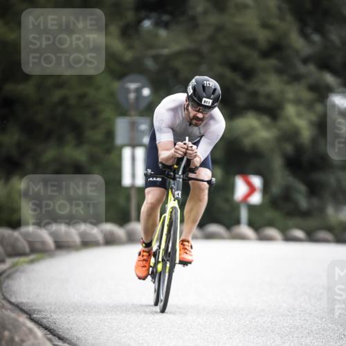 21.06.2026 - 29. Vierlanden-Triathlon H.Heesch http://msf.ph/oto/9909688 21.06.2026 11:55:28 Radfahren 221, 225, 680, 781, 811, 835, 863, 893 meine-sportfotos.de