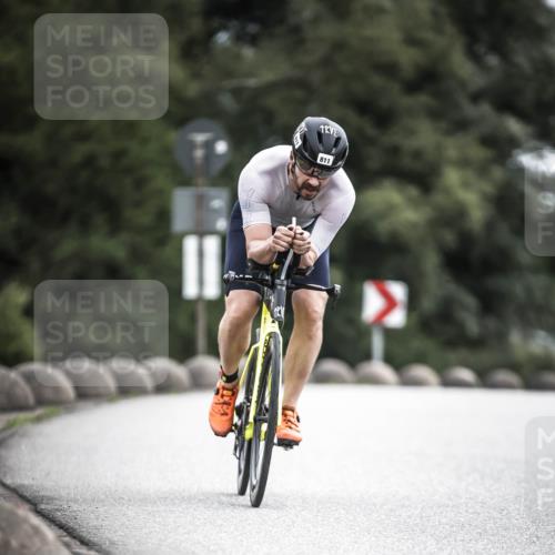 21.06.2026 - 29. Vierlanden-Triathlon H.Heesch http://msf.ph/oto/9909690 21.06.2026 11:55:28 Radfahren 221, 225, 680, 781, 811, 835, 863, 893 meine-sportfotos.de