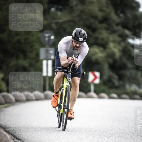 21.06.2026 - 29. Vierlanden-Triathlon H.Heesch http://msf.ph/oto/9909692 21.06.2026 11:55:28 Radfahren 221, 225, 680, 781, 811, 835, 863, 893 meine-sportfotos.de