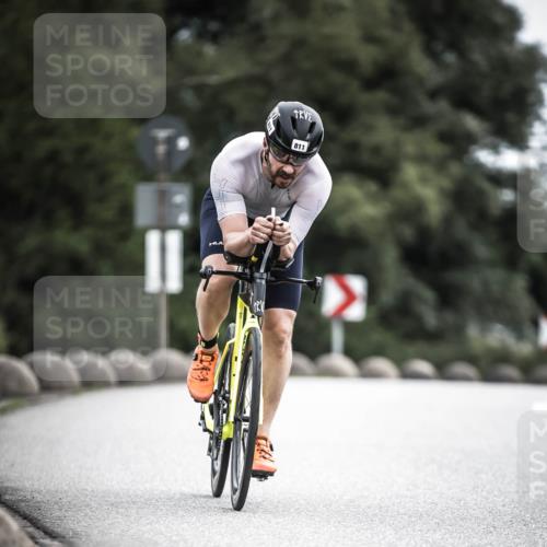 21.06.2026 - 29. Vierlanden-Triathlon H.Heesch http://msf.ph/oto/9909694 21.06.2026 11:55:28 Radfahren 221, 225, 680, 781, 811, 835, 863, 893 meine-sportfotos.de