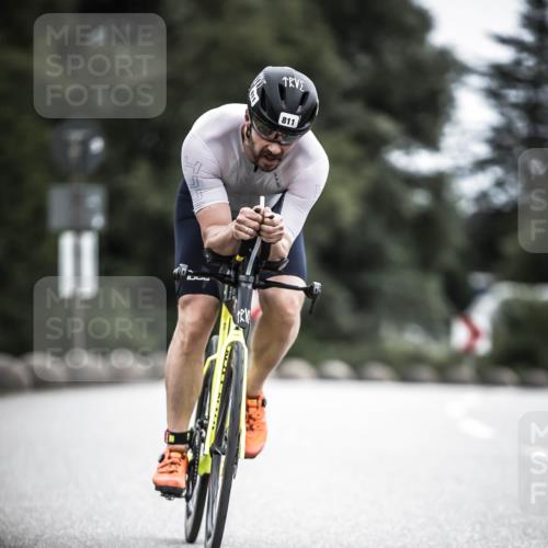 21.06.2026 - 29. Vierlanden-Triathlon H.Heesch http://msf.ph/oto/9909703 21.06.2026 11:55:28 Radfahren 221, 225, 680, 781, 811, 835, 863, 893 meine-sportfotos.de
