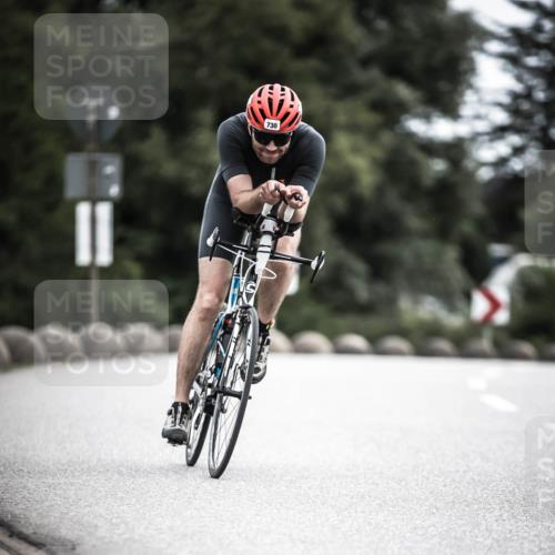 21.06.2026 - 29. Vierlanden-Triathlon H.Heesch http://msf.ph/oto/9909713 21.06.2026 11:55:55 Radfahren 730, 752 meine-sportfotos.de