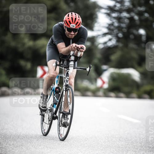 21.06.2026 - 29. Vierlanden-Triathlon H.Heesch http://msf.ph/oto/9909723 21.06.2026 11:55:55 Radfahren 730, 752 meine-sportfotos.de