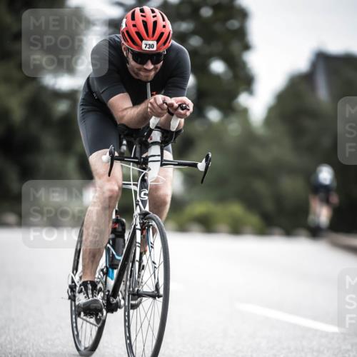 21.06.2026 - 29. Vierlanden-Triathlon H.Heesch http://msf.ph/oto/9909735 21.06.2026 11:55:56 Radfahren 730, 752 meine-sportfotos.de
