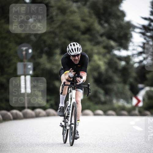 21.06.2026 - 29. Vierlanden-Triathlon H.Heesch http://msf.ph/oto/9909751 21.06.2026 11:56:07 Radfahren 273, 663, 748, 756, 882 meine-sportfotos.de