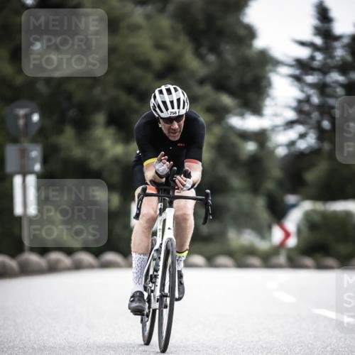 21.06.2026 - 29. Vierlanden-Triathlon H.Heesch http://msf.ph/oto/9909759 21.06.2026 11:56:07 Radfahren 273, 663, 748, 756, 882 meine-sportfotos.de