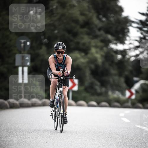 21.06.2026 - 29. Vierlanden-Triathlon H.Heesch http://msf.ph/oto/9909782 21.06.2026 09:29:48 Radfahren 88, 281 meine-sportfotos.de