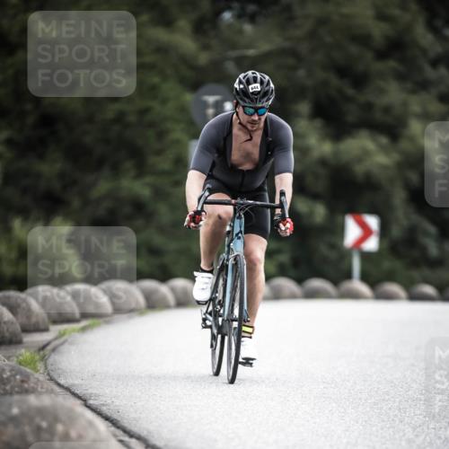 21.06.2026 - 29. Vierlanden-Triathlon H.Heesch http://msf.ph/oto/9909834 21.06.2026 11:56:26 Radfahren 17, 644, 704, 785, 887 meine-sportfotos.de