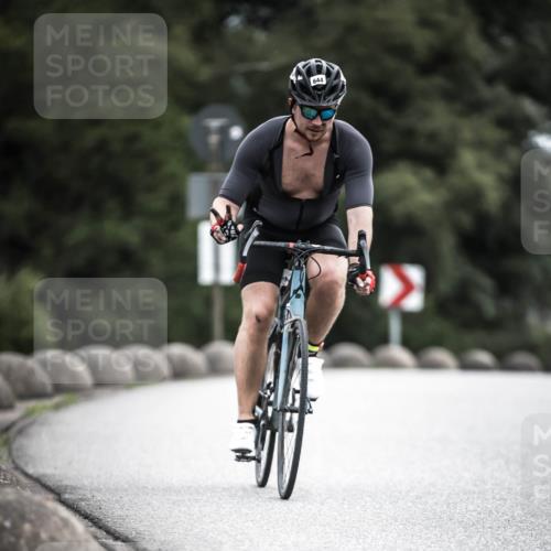 21.06.2026 - 29. Vierlanden-Triathlon H.Heesch http://msf.ph/oto/9909845 21.06.2026 11:56:26 Radfahren 17, 644, 704, 785, 887 meine-sportfotos.de