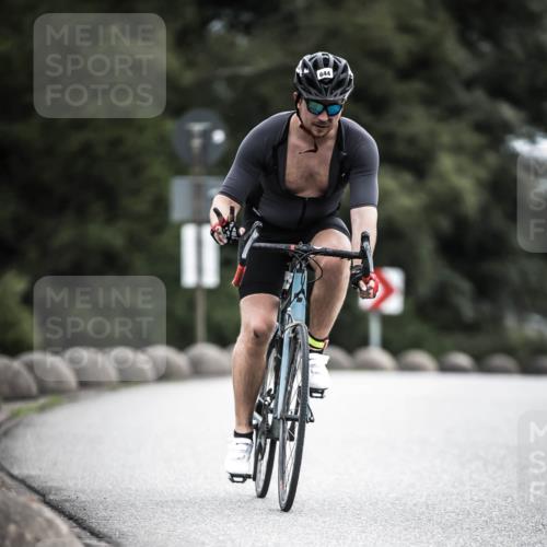 21.06.2026 - 29. Vierlanden-Triathlon H.Heesch http://msf.ph/oto/9909849 21.06.2026 11:56:27 Radfahren 644, 704, 785, 887 meine-sportfotos.de