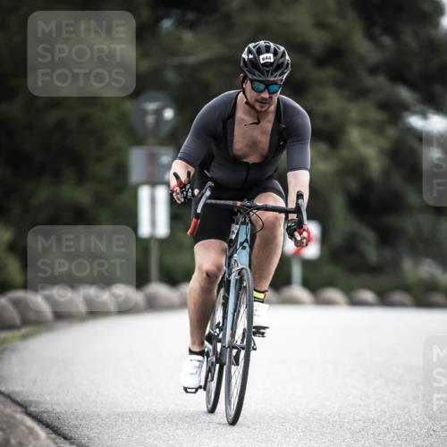 21.06.2026 - 29. Vierlanden-Triathlon H.Heesch http://msf.ph/oto/9909851 21.06.2026 11:56:27 Radfahren 644, 704, 785, 887 meine-sportfotos.de