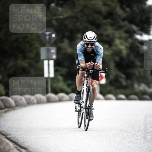21.06.2026 - 29. Vierlanden-Triathlon H.Heesch http://msf.ph/oto/9909883 21.06.2026 11:56:31 Radfahren 644, 776, 785, 897 meine-sportfotos.de