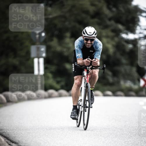 21.06.2026 - 29. Vierlanden-Triathlon H.Heesch http://msf.ph/oto/9909888 21.06.2026 11:56:31 Radfahren 644, 776, 785, 897 meine-sportfotos.de