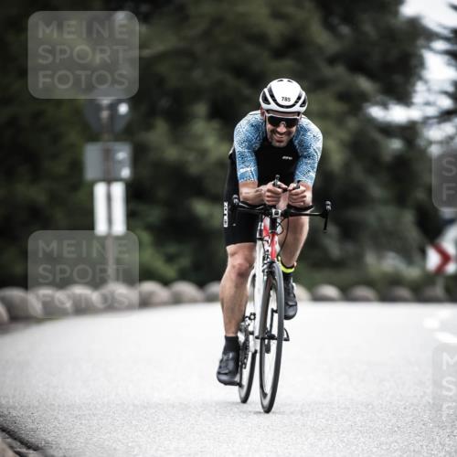 21.06.2026 - 29. Vierlanden-Triathlon H.Heesch http://msf.ph/oto/9909890 21.06.2026 11:56:32 Radfahren 776, 785, 897 meine-sportfotos.de