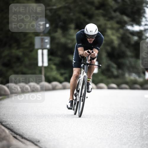 21.06.2026 - 29. Vierlanden-Triathlon H.Heesch http://msf.ph/oto/9909932 21.06.2026 11:56:44 Radfahren 243, 638, 677, 754, 817, 827, 879 meine-sportfotos.de