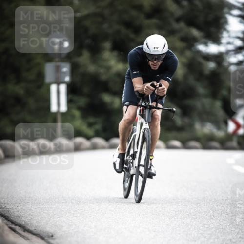 21.06.2026 - 29. Vierlanden-Triathlon H.Heesch http://msf.ph/oto/9909937 21.06.2026 11:56:44 Radfahren 243, 638, 677, 754, 817, 827, 879 meine-sportfotos.de
