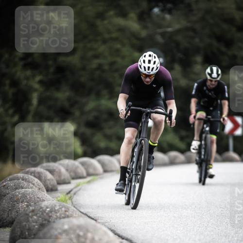 21.06.2026 - 29. Vierlanden-Triathlon H.Heesch http://msf.ph/oto/9909970 21.06.2026 11:56:58 Radfahren 686, 750, 777, 794 meine-sportfotos.de