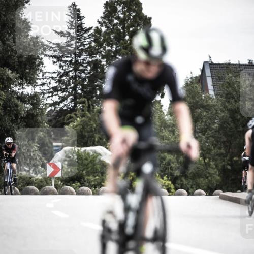21.06.2026 - 29. Vierlanden-Triathlon H.Heesch http://msf.ph/oto/9909974 21.06.2026 11:57:00 Radfahren 686, 750, 777, 794 meine-sportfotos.de