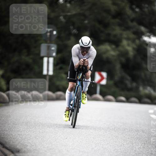 21.06.2026 - 29. Vierlanden-Triathlon H.Heesch http://msf.ph/oto/9909981 21.06.2026 09:30:14 Radfahren 118, 119, 174 meine-sportfotos.de