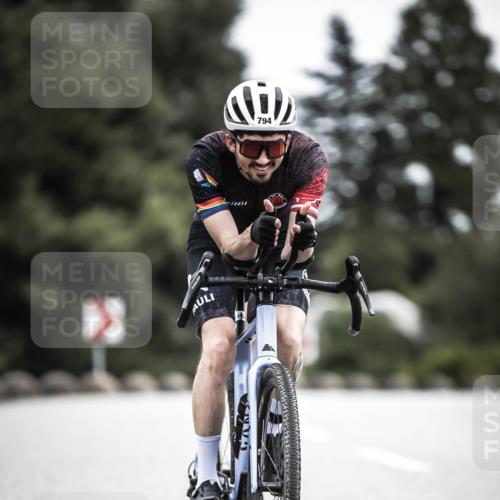 21.06.2026 - 29. Vierlanden-Triathlon H.Heesch http://msf.ph/oto/9910001 21.06.2026 11:57:05 Radfahren 769, 794, 898 meine-sportfotos.de