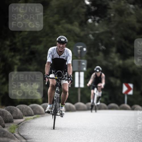 21.06.2026 - 29. Vierlanden-Triathlon H.Heesch http://msf.ph/oto/9910025 21.06.2026 09:30:20 Radfahren 80, 118, 133, 246 meine-sportfotos.de