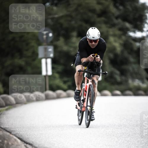 21.06.2026 - 29. Vierlanden-Triathlon H.Heesch http://msf.ph/oto/9910059 21.06.2026 11:57:20 Radfahren 780, 786 meine-sportfotos.de