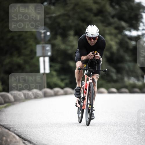 21.06.2026 - 29. Vierlanden-Triathlon H.Heesch http://msf.ph/oto/9910061 21.06.2026 11:57:20 Radfahren 780, 786 meine-sportfotos.de