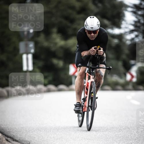 21.06.2026 - 29. Vierlanden-Triathlon H.Heesch http://msf.ph/oto/9910072 21.06.2026 11:57:20 Radfahren 780, 786 meine-sportfotos.de