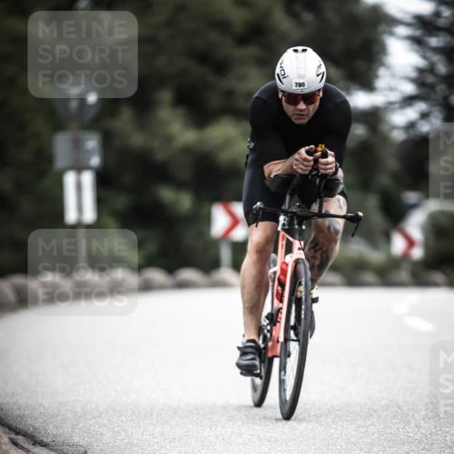 21.06.2026 - 29. Vierlanden-Triathlon H.Heesch http://msf.ph/oto/9910074 21.06.2026 11:57:20 Radfahren 780, 786 meine-sportfotos.de