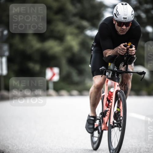 21.06.2026 - 29. Vierlanden-Triathlon H.Heesch http://msf.ph/oto/9910087 21.06.2026 11:57:20 Radfahren 780, 786 meine-sportfotos.de