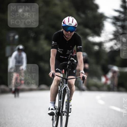 21.06.2026 - 29. Vierlanden-Triathlon H.Heesch http://msf.ph/oto/9910133 21.06.2026 09:30:36 Radfahren 35, 147, 159, 225, 248, 295 meine-sportfotos.de