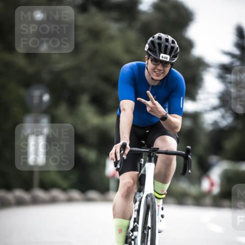 21.06.2026 - 29. Vierlanden-Triathlon H.Heesch http://msf.ph/oto/9910157 21.06.2026 11:57:36 Radfahren 635, 648 meine-sportfotos.de