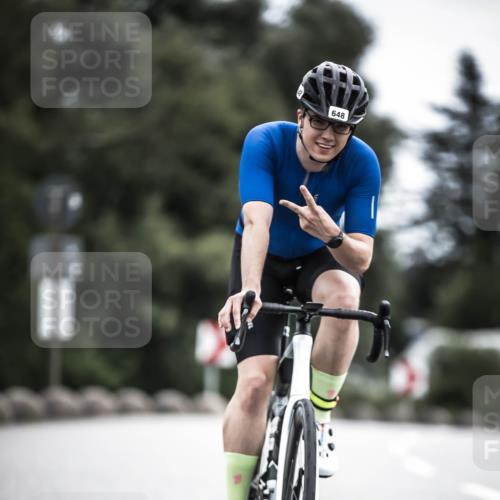 21.06.2026 - 29. Vierlanden-Triathlon H.Heesch http://msf.ph/oto/9910159 21.06.2026 11:57:36 Radfahren 635, 648 meine-sportfotos.de