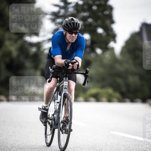 21.06.2026 - 29. Vierlanden-Triathlon H.Heesch http://msf.ph/oto/9910180 21.06.2026 11:57:50 Radfahren 759, 804 meine-sportfotos.de