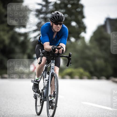 21.06.2026 - 29. Vierlanden-Triathlon H.Heesch http://msf.ph/oto/9910182 21.06.2026 11:57:50 Radfahren 759, 804 meine-sportfotos.de