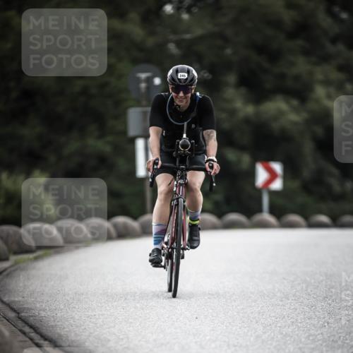 21.06.2026 - 29. Vierlanden-Triathlon H.Heesch http://msf.ph/oto/9910210 21.06.2026 09:31:06 Radfahren 2, 115, 124, 167, 245 meine-sportfotos.de