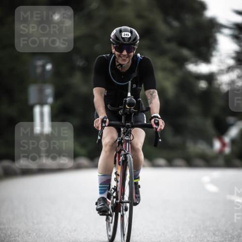 21.06.2026 - 29. Vierlanden-Triathlon H.Heesch http://msf.ph/oto/9910226 21.06.2026 09:31:07 Radfahren 2, 115, 124, 167, 245 meine-sportfotos.de