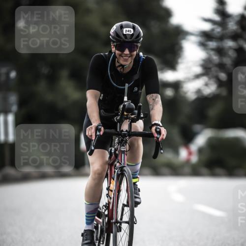 21.06.2026 - 29. Vierlanden-Triathlon H.Heesch http://msf.ph/oto/9910232 21.06.2026 09:31:07 Radfahren 2, 115, 124, 167, 245 meine-sportfotos.de