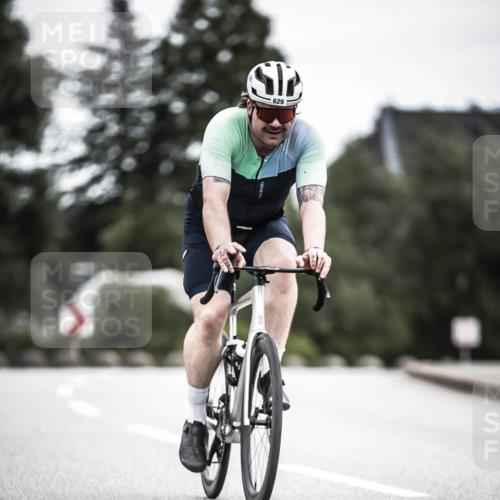 21.06.2026 - 29. Vierlanden-Triathlon H.Heesch http://msf.ph/oto/9910243 21.06.2026 11:58:12 Radfahren 629, 670, 684, 782, 800 meine-sportfotos.de