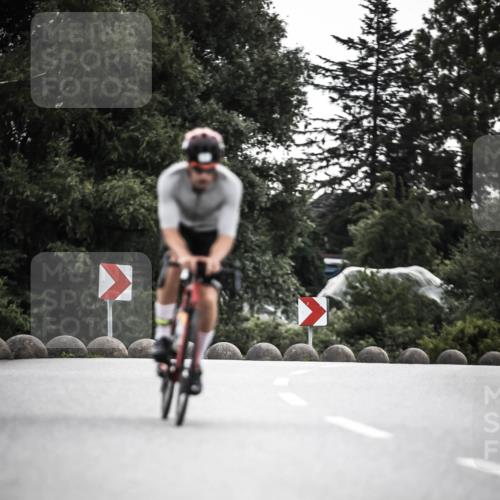 21.06.2026 - 29. Vierlanden-Triathlon H.Heesch http://msf.ph/oto/9910246 21.06.2026 09:31:18 Radfahren 34, 104 meine-sportfotos.de