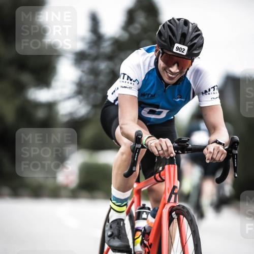 21.06.2026 - 29. Vierlanden-Triathlon H.Heesch http://msf.ph/oto/9910296 21.06.2026 11:58:54 Radfahren 257, 809, 902 meine-sportfotos.de