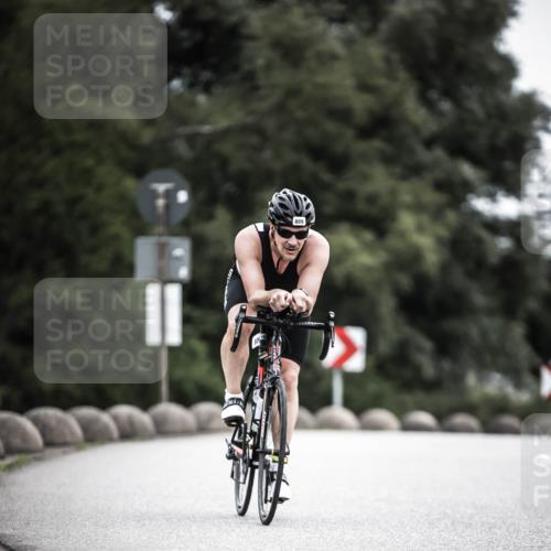 21.06.2026 - 29. Vierlanden-Triathlon H.Heesch http://msf.ph/oto/9910301 21.06.2026 11:58:56 Radfahren 257, 809, 902 meine-sportfotos.de
